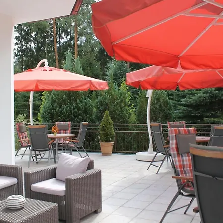 Mamry Bed & Breakfast 3*