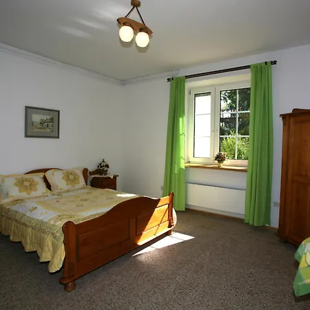 Mamry Bed & Breakfast 3*